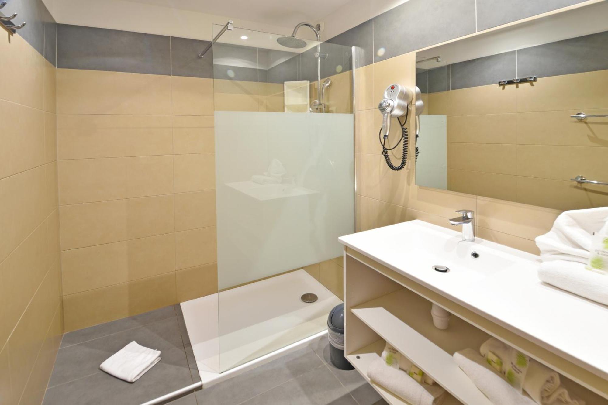 Calvi Appart Hotel Calvi (Corsica) Quarto foto
